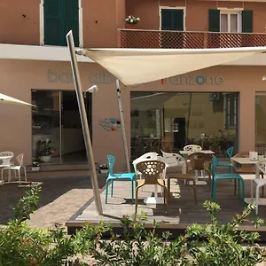 Franzone Hotel